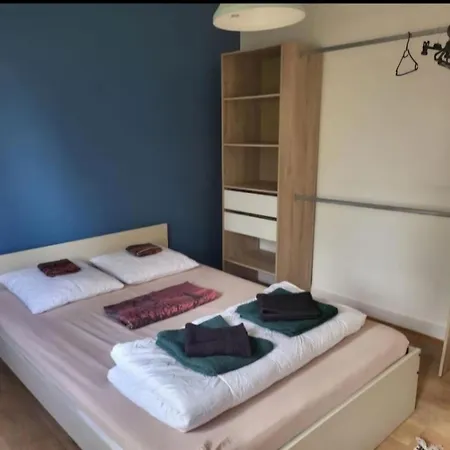 Le Temps D'Un Sejour Clermont-Ferrand F3 2 Chambres 1 Chambre Avec 1 Lit Simple Et 1 Chambre Avec 2 Lits Doubles Et 1 Garage Apartamento