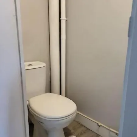 Le Temps D'Un Sejour Clermont-Ferrand F3 2 Chambres 1 Chambre Avec 1 Lit Simple Et 1 Chambre Avec 2 Lits Doubles Et 1 Garage Apartman *